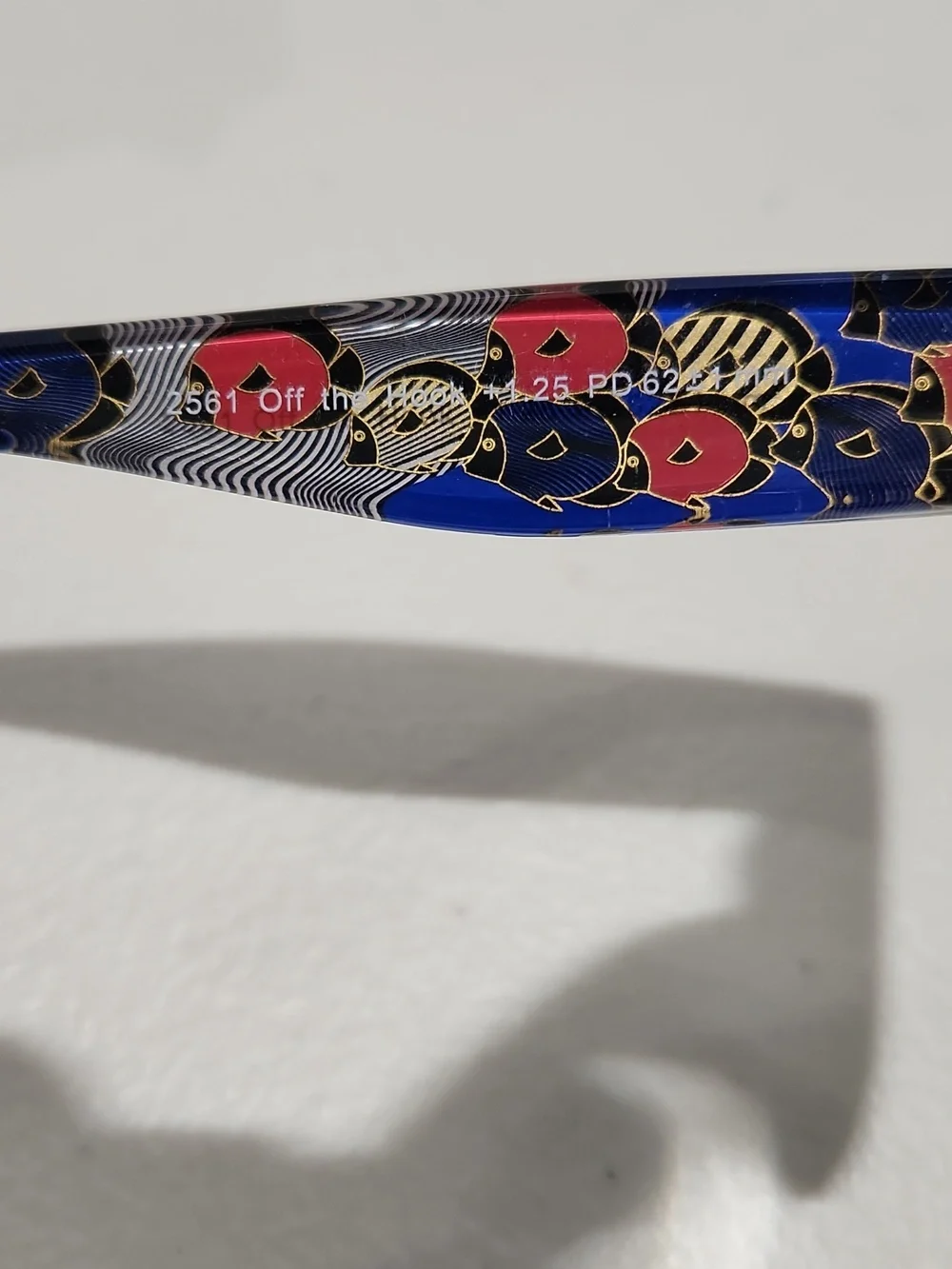 Peepers Cheater Reading Glasses Off The Hook Fish Red +1.25